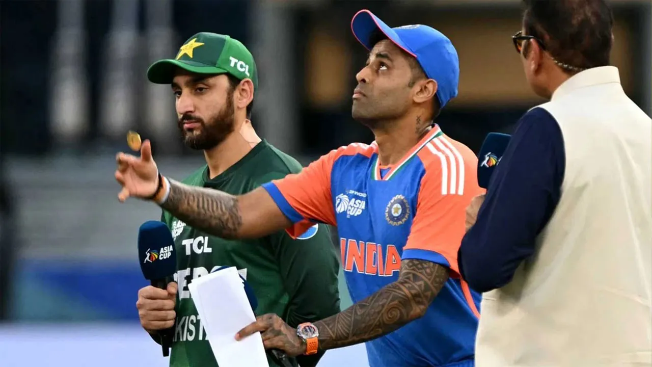 পাকিস্তানি ক্রিকেটারদের সাথে হাত মেলানোর বিষয়ে ভারতের অবস্থান