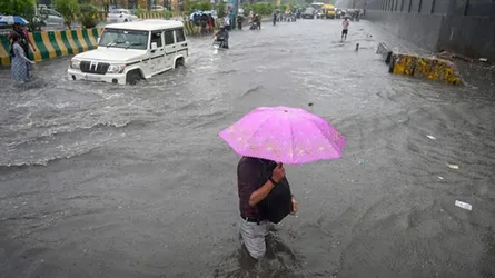 ভারতে ভারী বর্ষণে ১০ জনের মৃত্যু