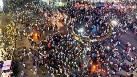 ভারতে ফের ছাত্র-আন্দোলন, সমর্থন জানাল ককরোচ পার্টি