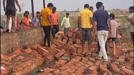 ভারতে মন্দিরের দেয়াল ধসে নিহত ৬, আহত ১৪