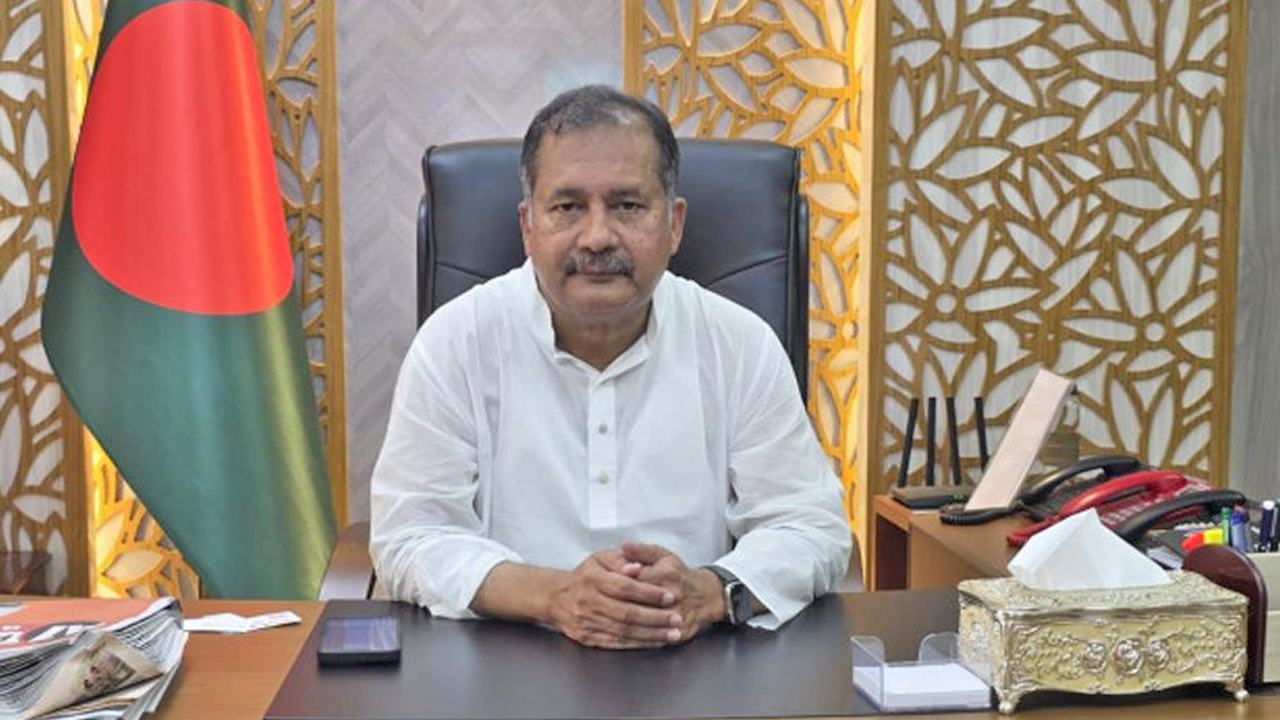 Information-and-Broadcasting-Minister-Zahir-Uddin-Swapan
