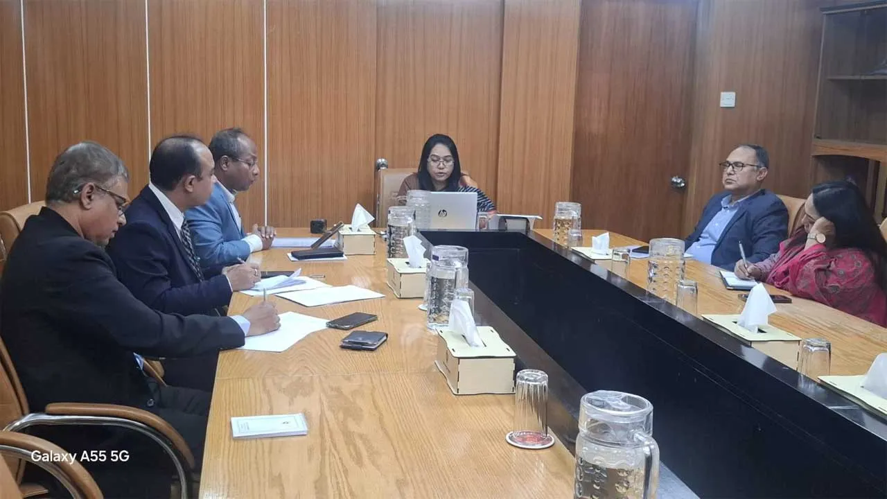 জনমুখী ও উদ্ভাবনী প্রচার কৌশল গ্রহণের পরামর্শ তথ্য সচিবের