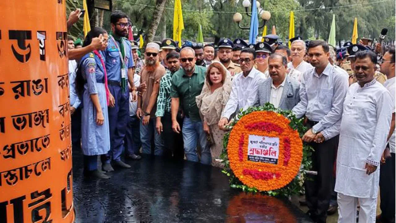 অর্জিত গণতন্ত্রকে প্রাতিষ্ঠানিক রূপ দিতে সরকার দৃঢ়প্রতিজ্ঞ : তথ্যমন্ত্রী