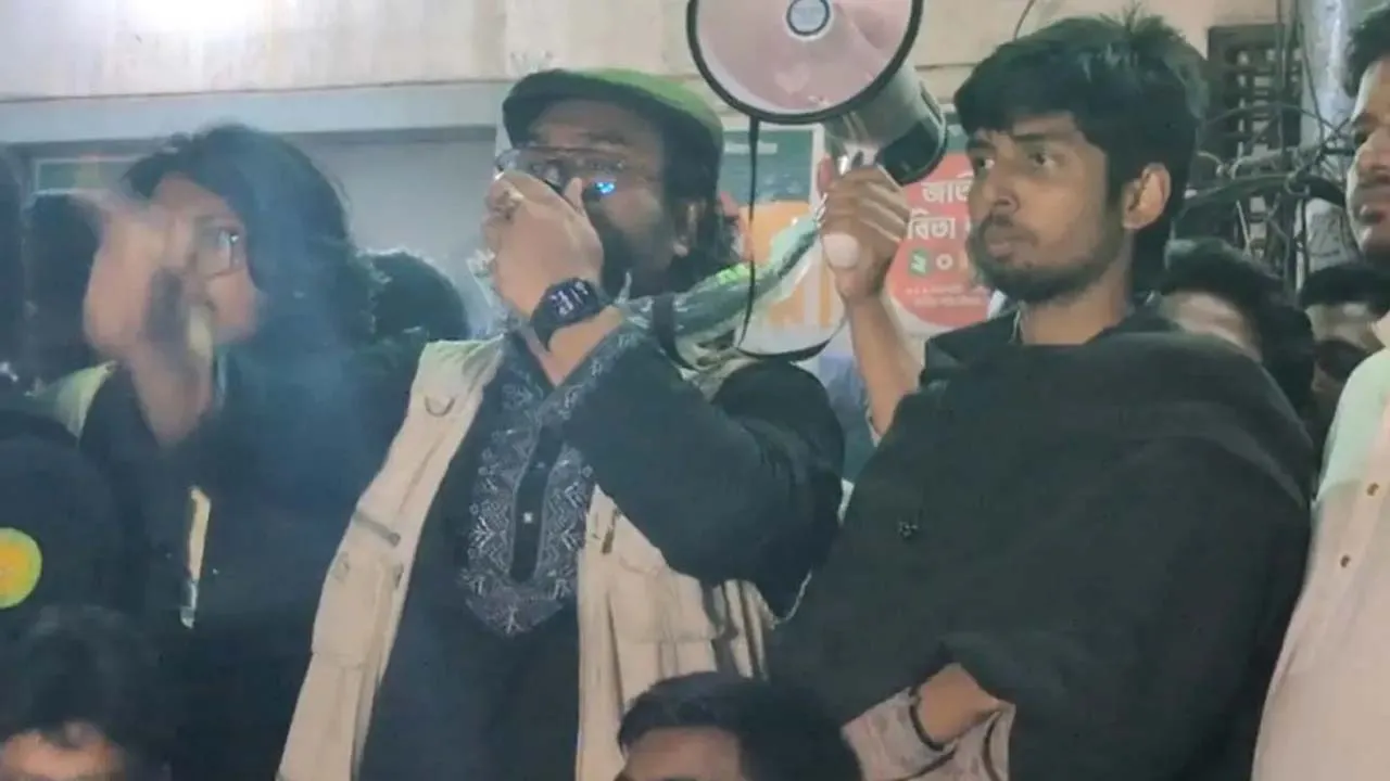 শনিবার নতুন কর্মসূচি ঘোষণা, শাহবাগ ছাড়ল ইনকিলাব মঞ্চ