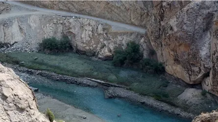 দুই সপ্তাহের মধ্যেই শুকিয়ে যেতে পারে তেহরানের পানির প্রধান উৎস