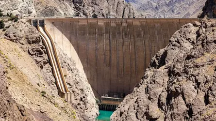 তেহরানে নজিরবিহীন খরা : চলার মতো পানি আছে আর ২ সপ্তাহ