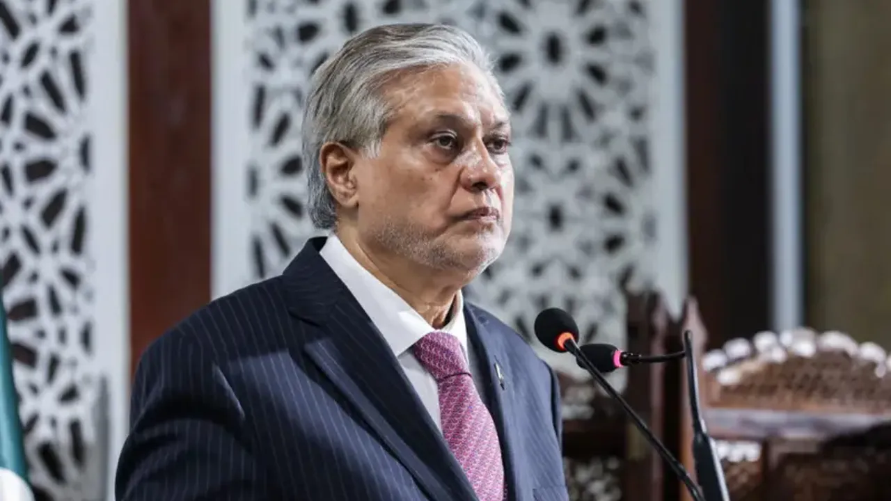 বাংলাদেশ সফর স্থগিতের অনুরোধ পাকিস্তানের উপপ্রধানমন্ত্রীর