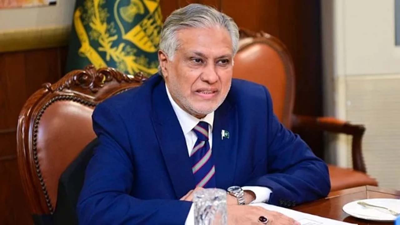 Isaq Dar