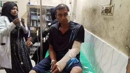 ঈশ্বরদীতে বালুমহলের আধিপত্য বিস্তারকে কেন্দ্র করে দুই পক্ষের সংঘর্ষ, গুলিবিদ্ধ ৭