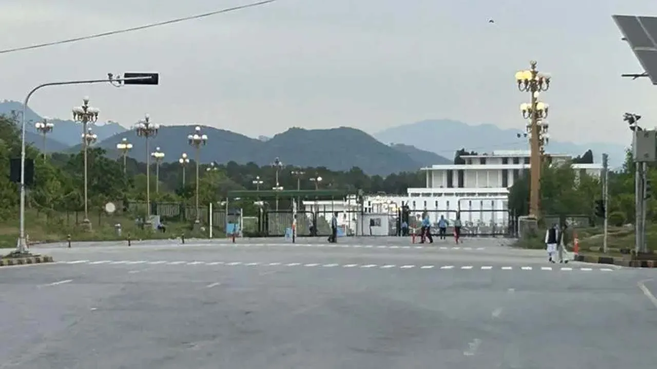 ইরান-যুক্তরাষ্ট্র আলোচনা শনিবার, কঠোর নিরাপত্তায় প্রস্তুত ইসলামাবাদ