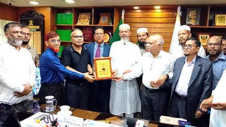 ইবিতে প্রশাসনের সাথে অ্যালামনাই অ্যাসোসিয়েশনের সৌজন্য সাক্ষাৎ