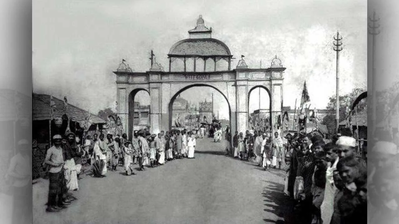 আরব্য ধাঁচের বাজার থেকে ঢাকার ব্যবসায়িক কেন্দ্রবিন্দু