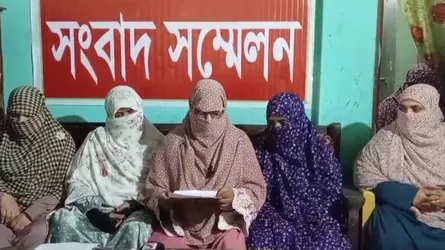 ঈশ্বরদীতে মহিলা জামায়াত কর্মীদের উপর আ’লীগের হামলা, শাস্তির দাবি