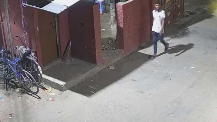 জাবিতে ধর্ষণচেষ্টার আগে ক্যাম্পাসে অভিযুক্ত যুবকের রহস্যজনক সাড়ে ৪ ঘণ্টা