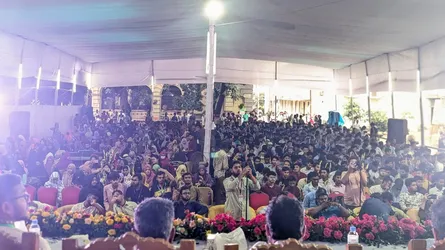 ২ হাজার নবীন শিক্ষার্থীকে বরণ করলো জবি ছাত্রশিবির