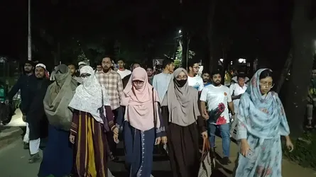 এনটিআরসিএর পরিবর্তে ম্যানেজিং কমিটির হাতে শিক্ষক নিয়োগের ক্ষমতা দেয়ার প্রতিবাদে জাবিতে বিক্ষোভ