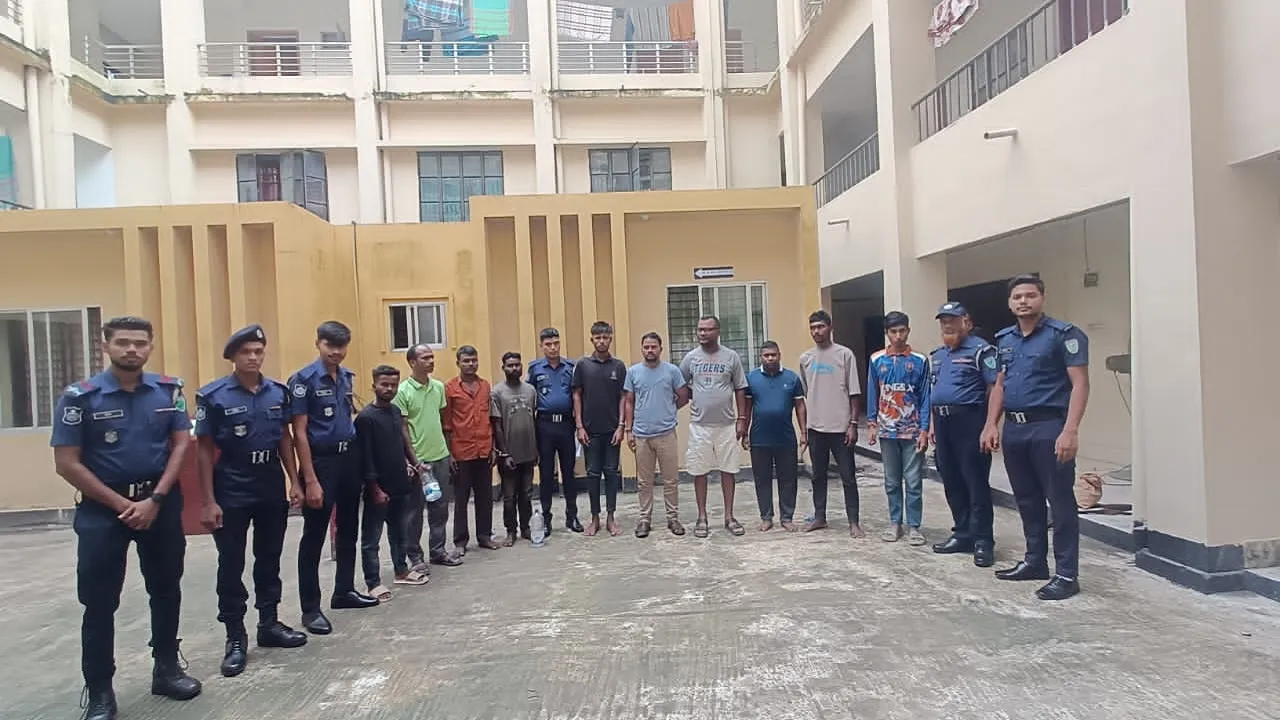 জাফলং চা বাগানে যুবককে পিটিয়ে হত্যা, গ্রেফতার ৯