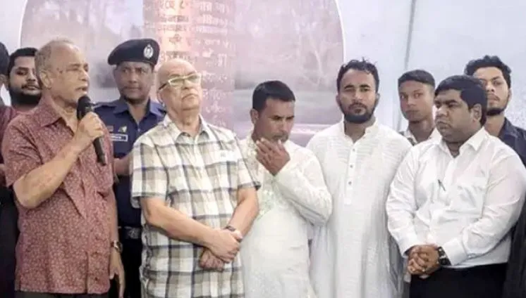 শুধু তারিখে নয়, প্রতিনিয়ত জুলাই যোদ্ধাদের স্মরণ করতে হবে : স্বরাষ্ট্র উপদেষ্টা