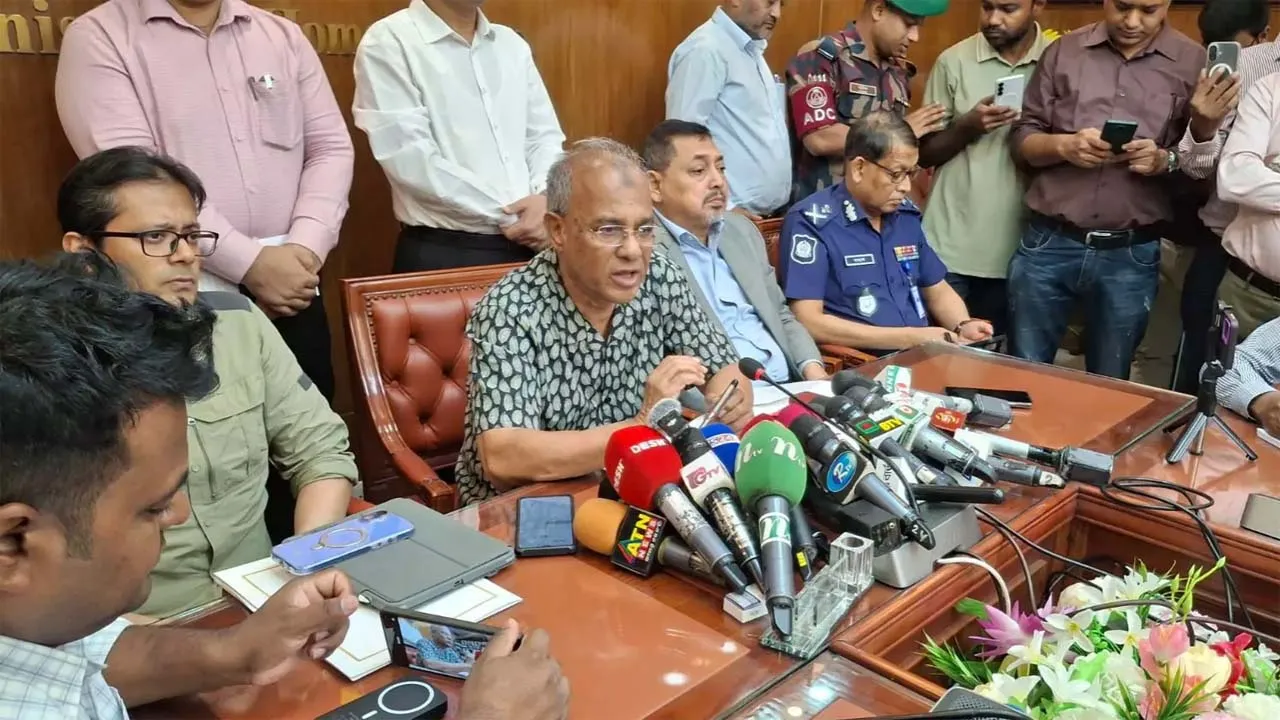 নির্বাচনে নেতাকর্মীদের অবৈধ সুবিধা দিলে পুলিশের বিরুদ্ধে ব্যবস্থা