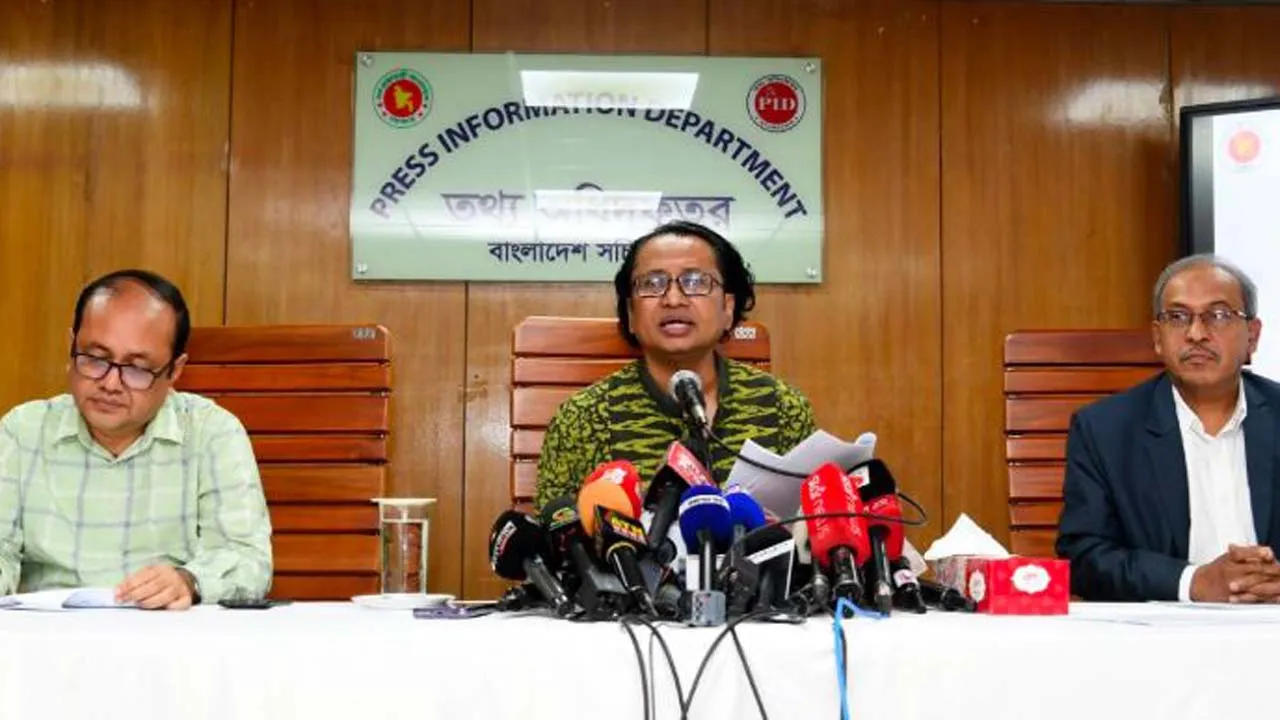 ঢাকার বর্জ্য থেকে দিনে পাওয়া যাবে ৪২.৫ মেগাওয়াট বিদ্যুৎ : উপদেষ্টা জাহেদ