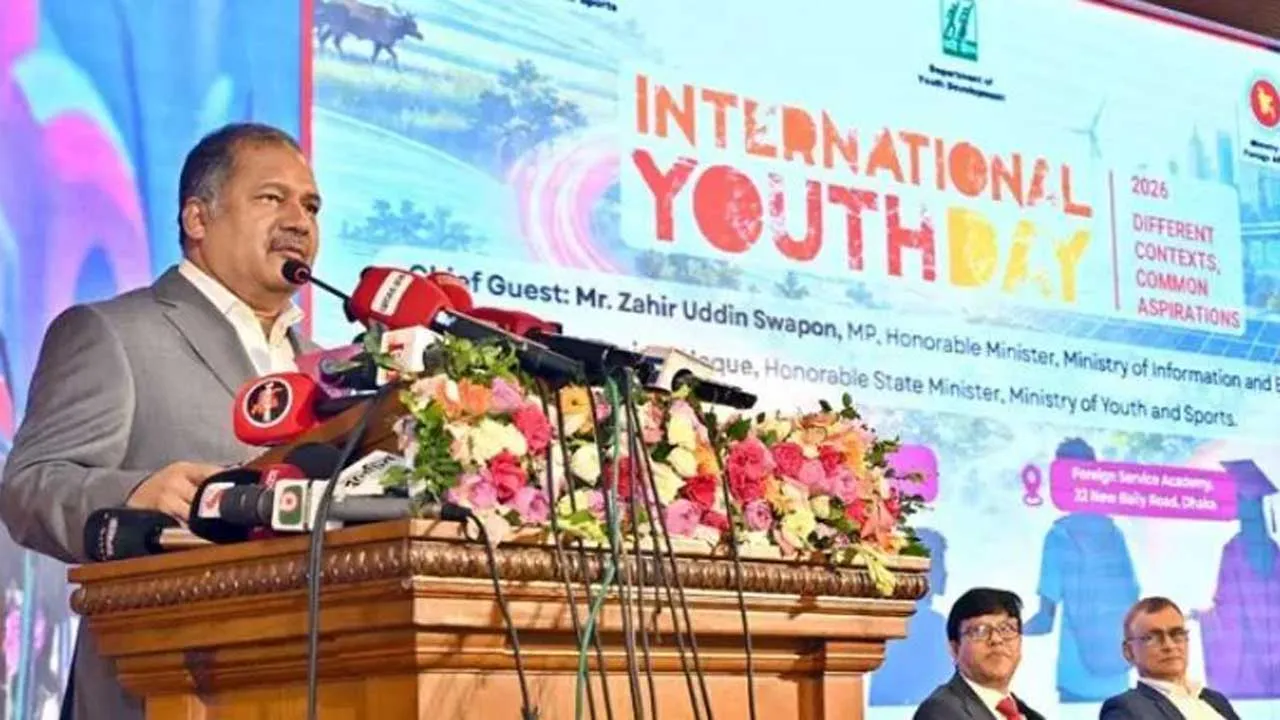 এআই যুগের চ্যালেঞ্জ মোকাবিলায় যুবসমাজকে দক্ষ করে গড়ে তুলতে হবে : তথ্যমন্ত্রী