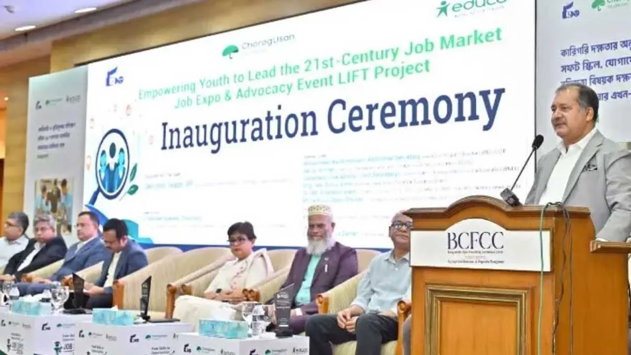 তরুণদের দক্ষতা উন্নয়নের স্পৃহা জাতীয় স্বার্থমুখী হতে হবে : তথ্যমন্ত্রী
