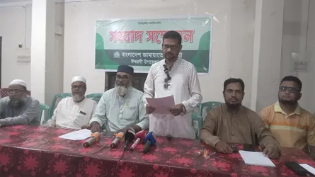 ঈশ্বরদীতে অস্ত্র প্রদর্শন ও এমপিকে নিয়ে কুরুচিপূর্ণ মন্তব্য : ছাত্রদল নেতা বাপ্পীকে গ্রেফতারের দাবি জামায়াতের
