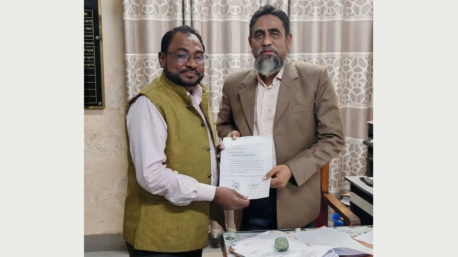 ডেপুটি অ্যাটর্নি জেনারেল পদ থেকে জামায়াতপ্রার্থীর পদত্যাগ