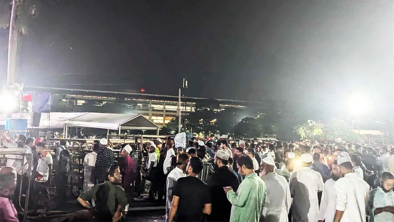 শনিবার দুপুরে জামায়াতের জাতীয় সমাবেশ, রাতেই ব্যাপক উপস্থিতি