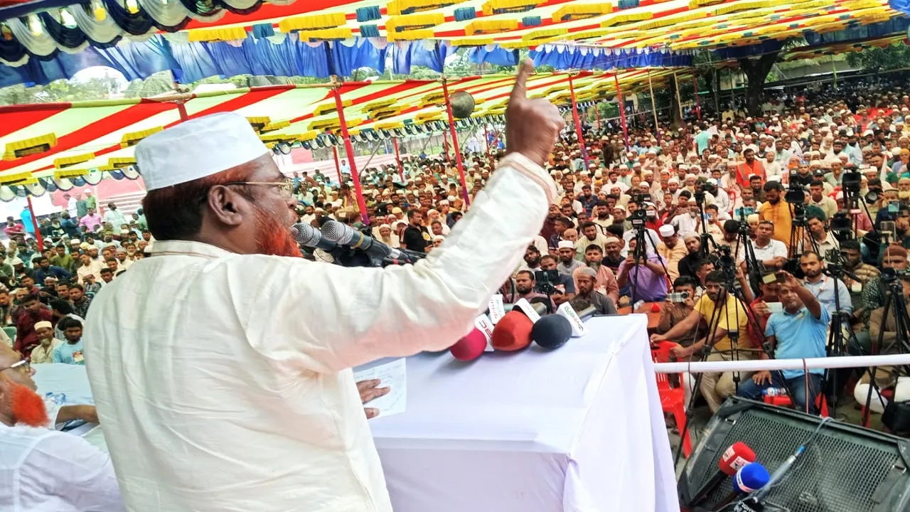 জামায়াত ক্ষমতায় এলে শিক্ষার্থীরা পাস করে বের হওয়ার সাথে সাথেই চাকরির ব্যবস্থা