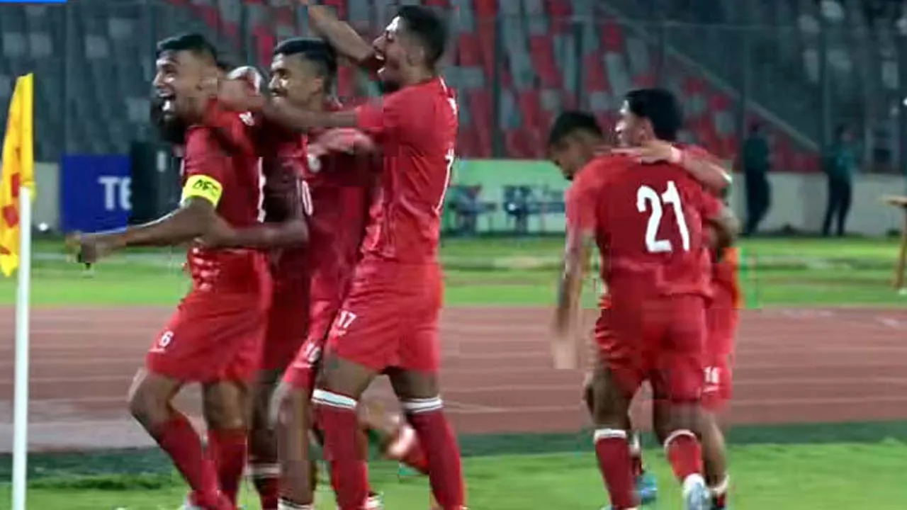 ভুটানের বিপক্ষে ০-২ গোলে এগিয়ে বাংলাদেশ