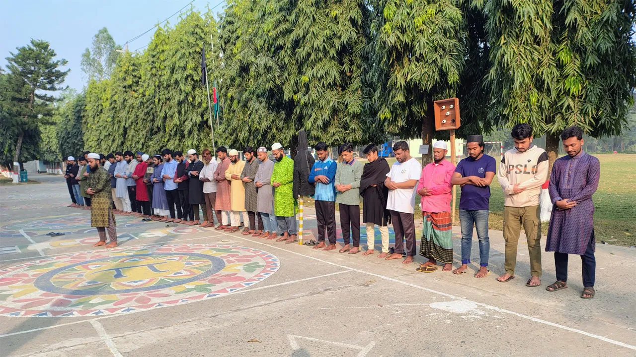 জাবিপ্রবিতে শহীদ ওসমান হাদির গায়েবানা জানাজা অনুষ্ঠিত