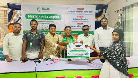 জামালপুরে ১০০ এতিম শিক্ষার্থী পেল দোস্ত এইডের শিক্ষাবৃত্তি