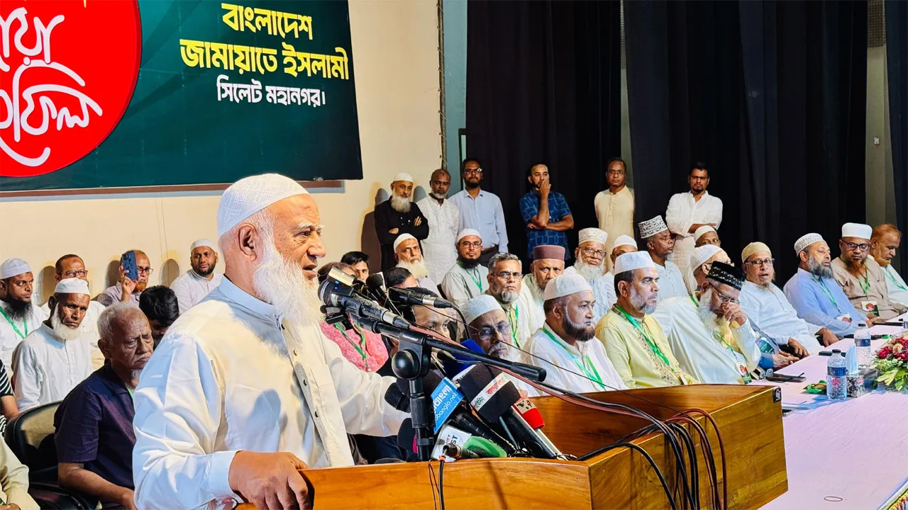 আগামী বছরের ফেব্রুয়ারিতে নির্বাচন হওয়া উচিত : জামায়াত আমির
