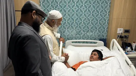 চিকিৎসাধীন জুলাই যোদ্ধাদের দেখতে ব্যাংককে জামায়াত আমির