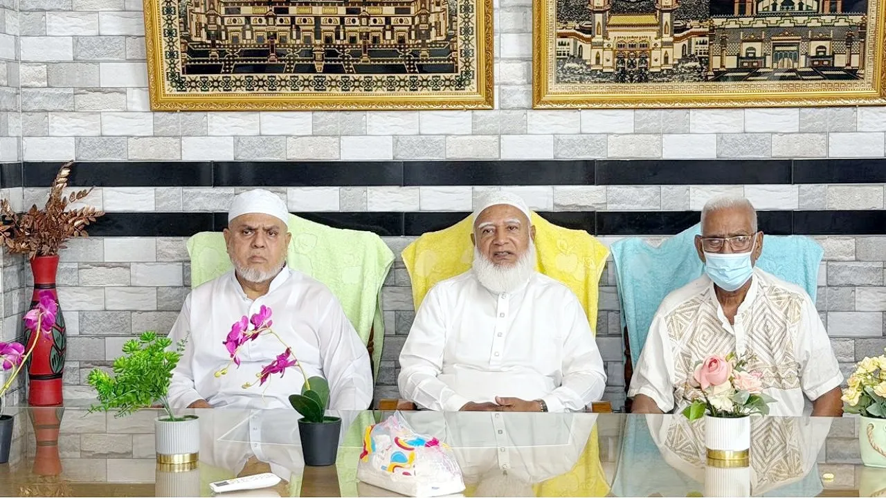 সিলেটে ব্যবসায়ী নেতা দিলওয়ার হোসেনকে দেখতে গেলেন জামায়াত আমির
