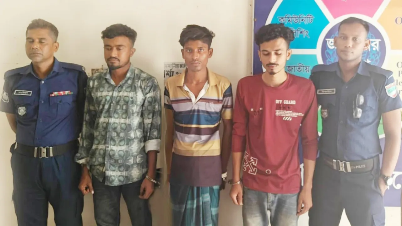 শার্শায় গৃহবধূকে সঙ্ঘবদ্ধ ধর্ষণের ঘটনায় মামলা, গ্রেফতার ৩