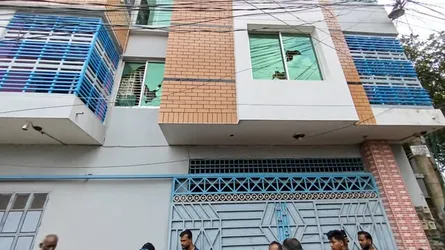 যশোরে এমপি গোলাম রসুলের বাড়িতে দুর্বৃত্তদের হামলা