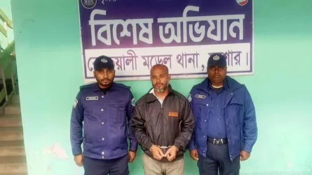 যশোরে ককটেল-অস্ত্রসহ যুবদল নেতা আটক