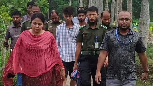 রাজাপুরে স্কুলছাত্রীকে উত্ত্যক্ত, যুবককে জরিমানা