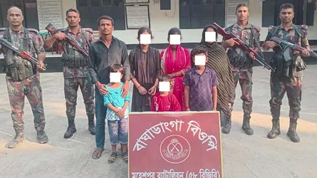 ভারতে অনুপ্রবেশের সময় মহেশপুরে ১৮ জন আটক