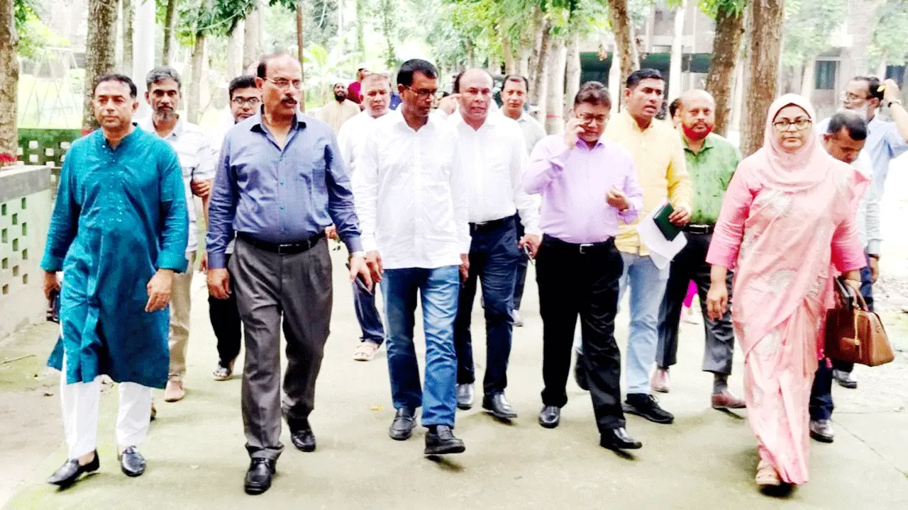 ঝিনাইদহে মেডিক্যাল কলেজ স্থাপনের জন্য সম্ভাব্য স্থান পরিদর্শন