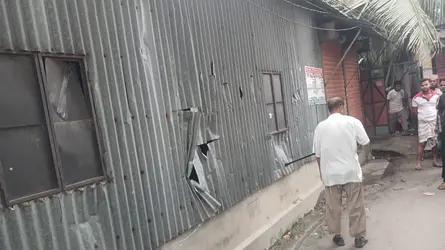 গাজীপুরে ঝুট ব্যবসা নিয়ন্ত্রণ নিয়ে বিএনপির ২ পক্ষের সংঘর্ষ