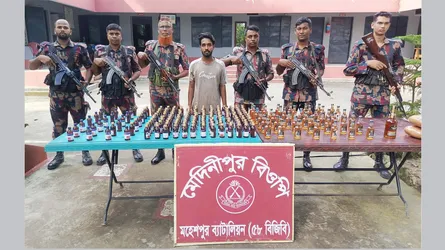জীবননগরে বিজিবির অভিযানে মাদকসহ যুবক আটক