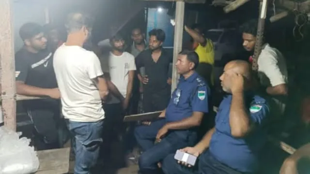জীবননগরে যুবকের ঝুলন্ত লাশ উদ্ধার