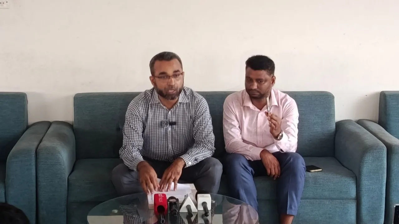 অছাত্রদের রাজনৈতিক কর্মকাণ্ড থেকে দূরে রাখার আহ্বান জবি শিক্ষকের