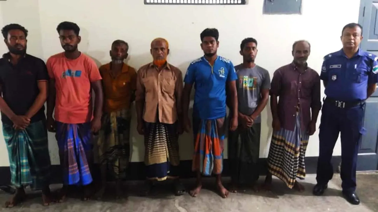 যশোরে পুলিশের ওপর হামলার ঘটনায় মামলা, আটক ৭