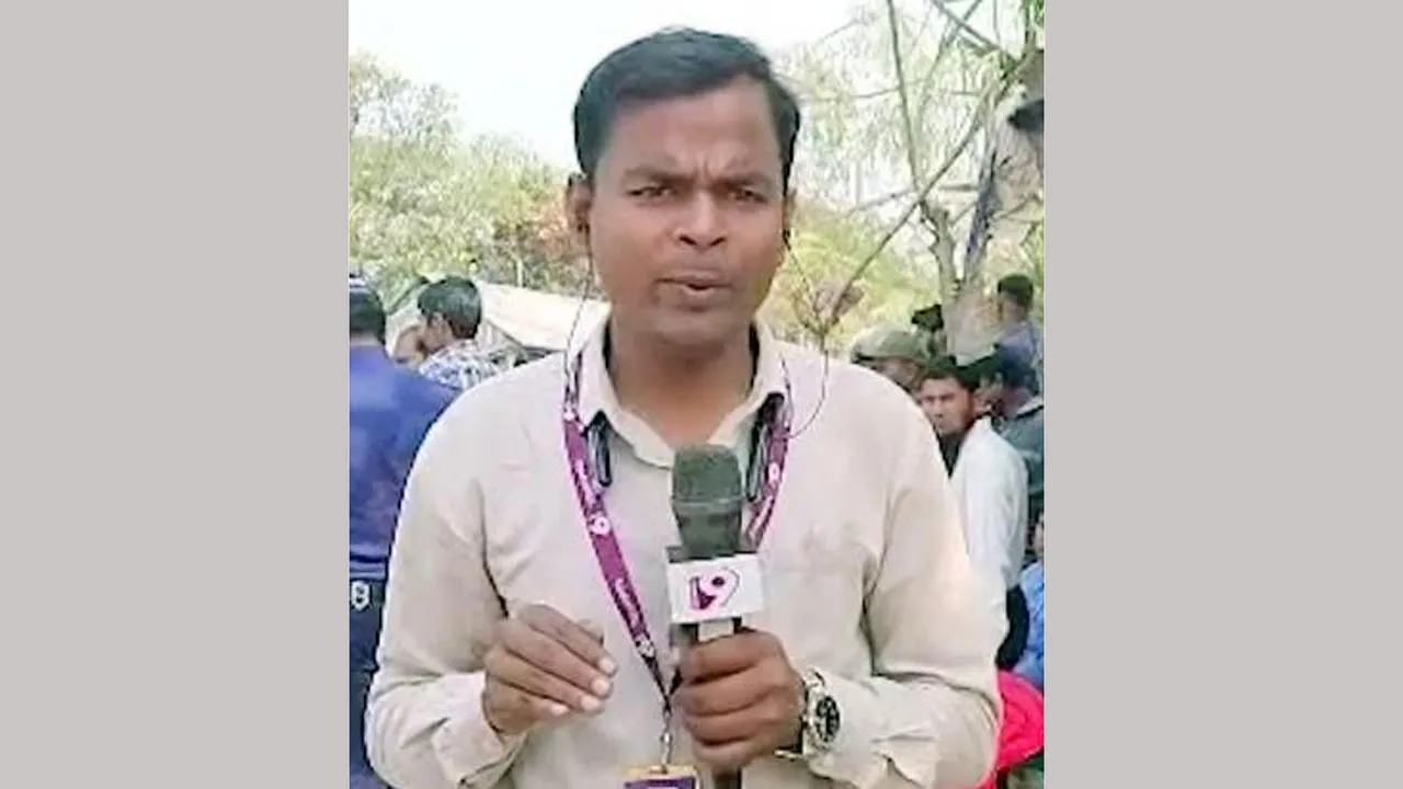 সড়ক দুর্ঘটনায় গুরুতর আহত নড়াইলের সাংবাদিক বাবর আলী