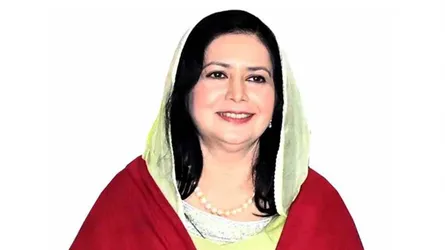 লন্ডনের উদ্দেশে রওনা দিয়েছেন জুবাইদা রহমান