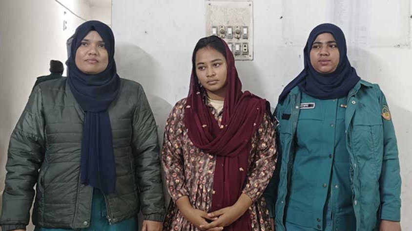 July-fighter-Surabhi-on-2-day-remand